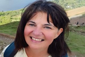 FOZIA CHISHTI 🏴🇮🇪🇵🇰